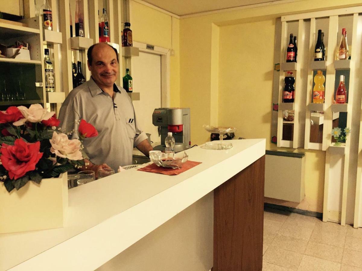 Bed and Breakfast New Prophet Cattolica Exterior foto