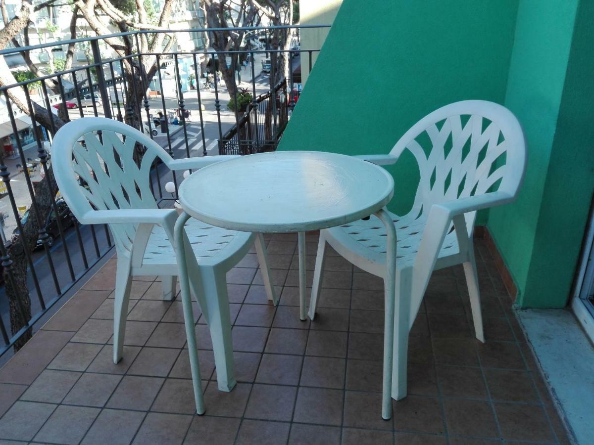 Bed and Breakfast New Prophet Cattolica Exterior foto